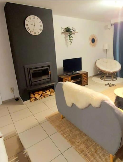 Appartement Durbuy Avec Piscine Et Activites Exterior photo